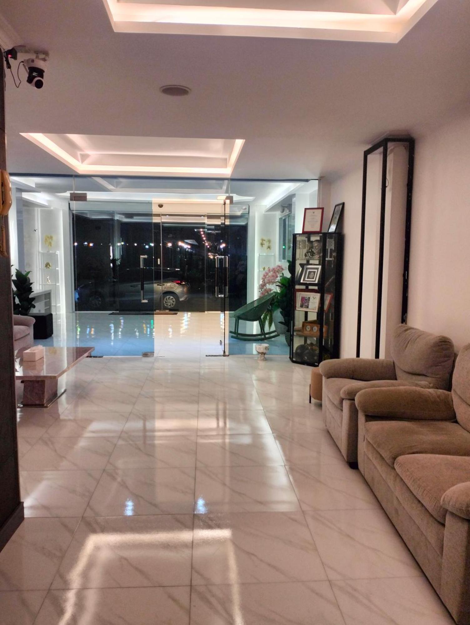 Titanic Residence-5 Minutes Walk To Walking Street Pattaya Extérieur photo